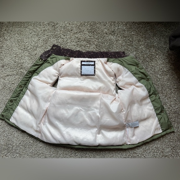 Old Navy Olive Green Frost Free Puffer Vest - Picture 3 of 9